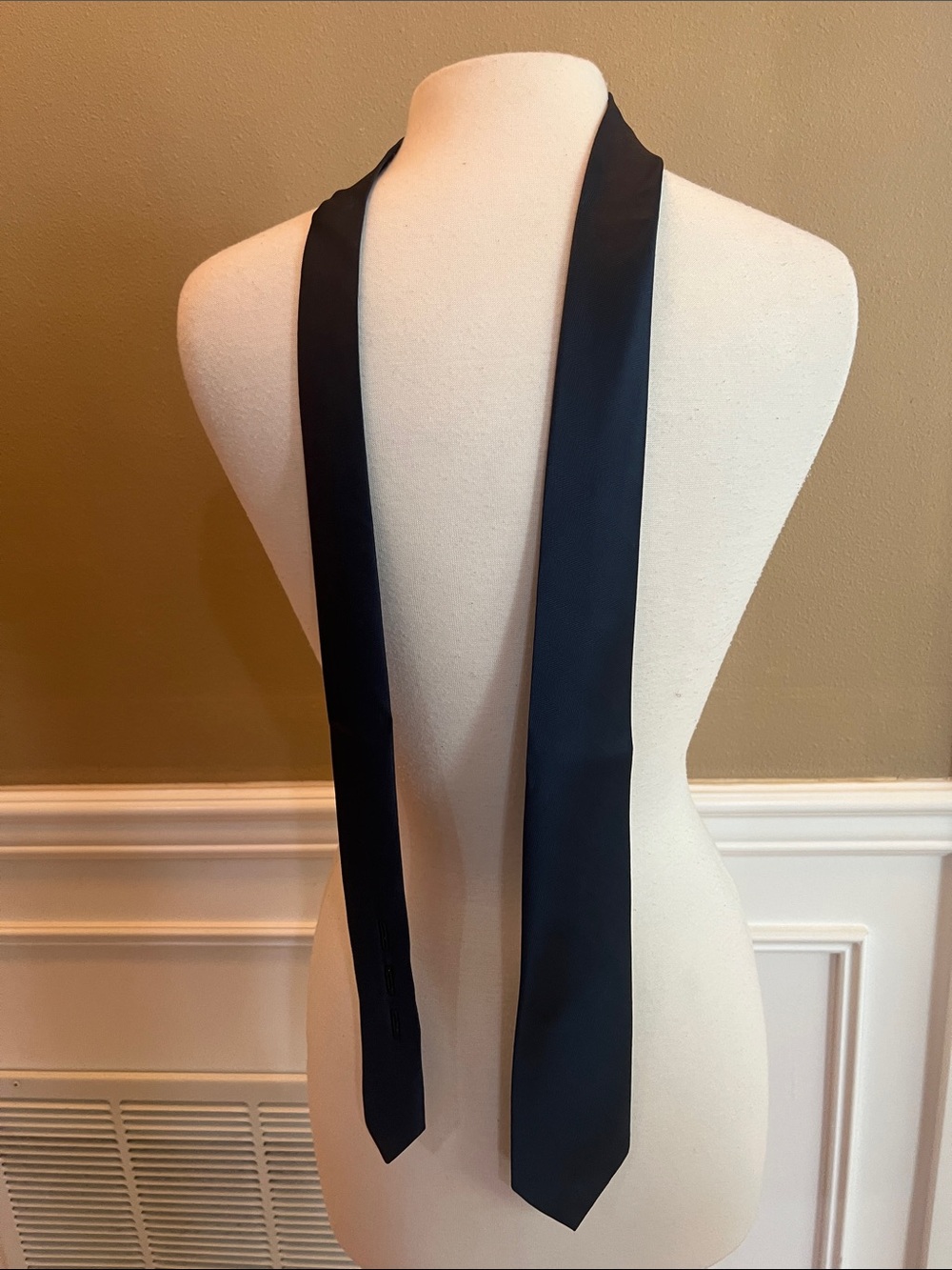 Navy blue VANGUARD Classic Black Satin Tie -